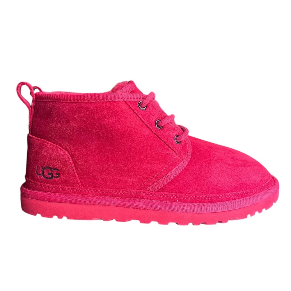 UGG Neumel Boots‎ Red Suede Sheepskin Lined Lace Up Chukka Womens Size 7